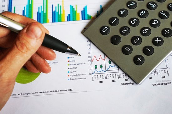 信息通信业竞逐AI时代新价值